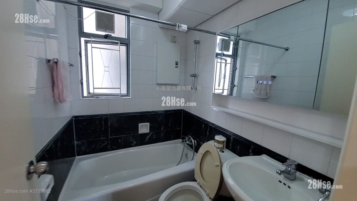 The Floridian Sell 3 Bedrooms , 2 Bathrooms 850 ft²