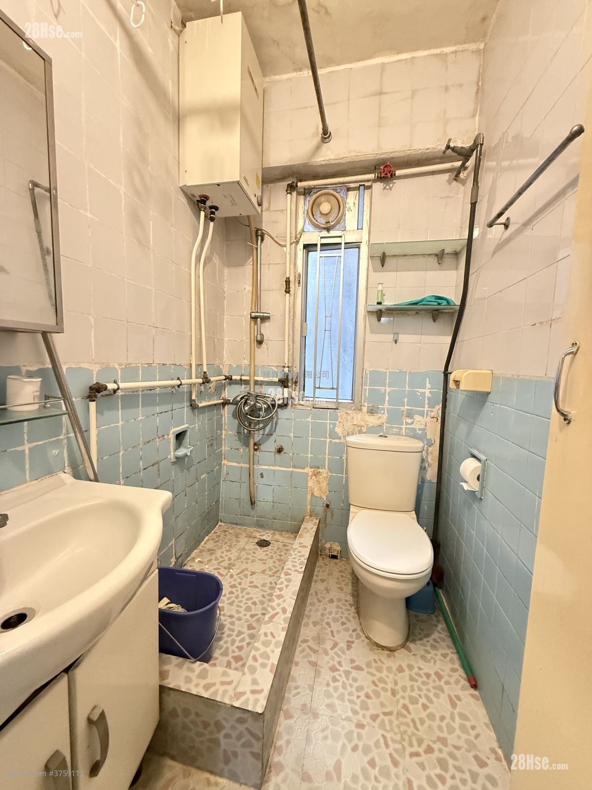 明華閣 售盤 2 房 , 1 浴室 400 平方呎