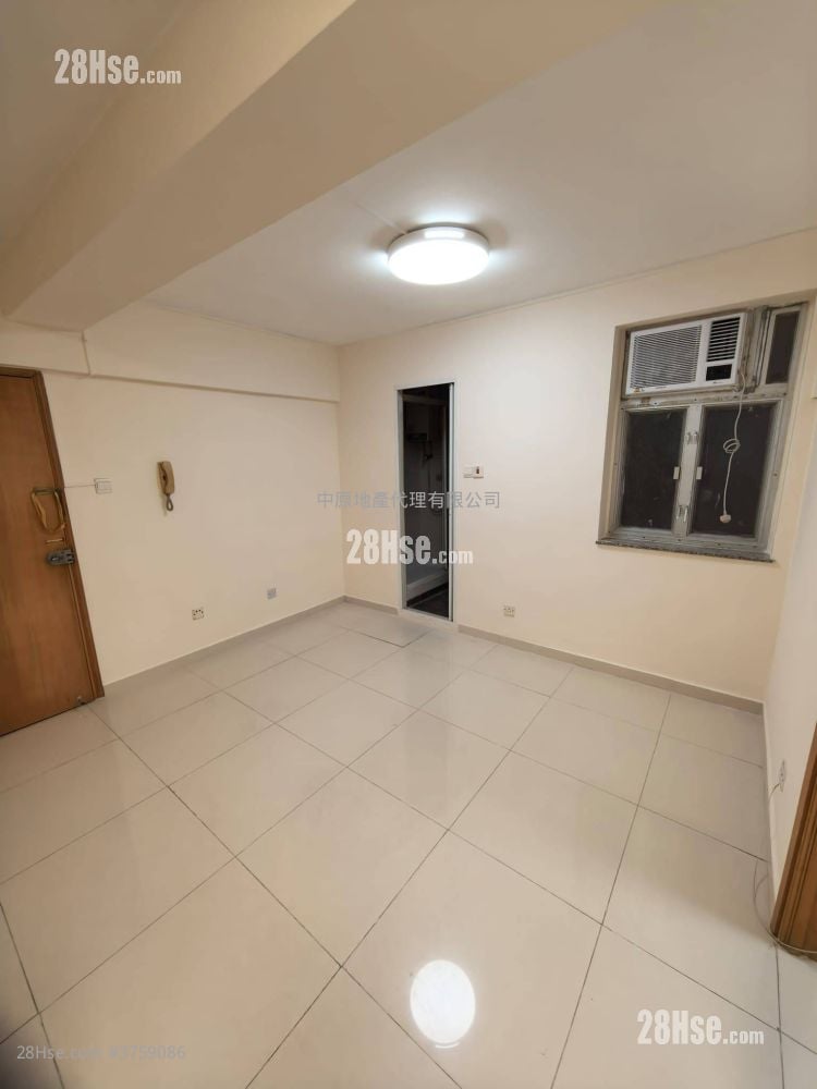 Tsuen Wan Centre Sell 1 Bedroom , 1 Bathroom 329 ft²