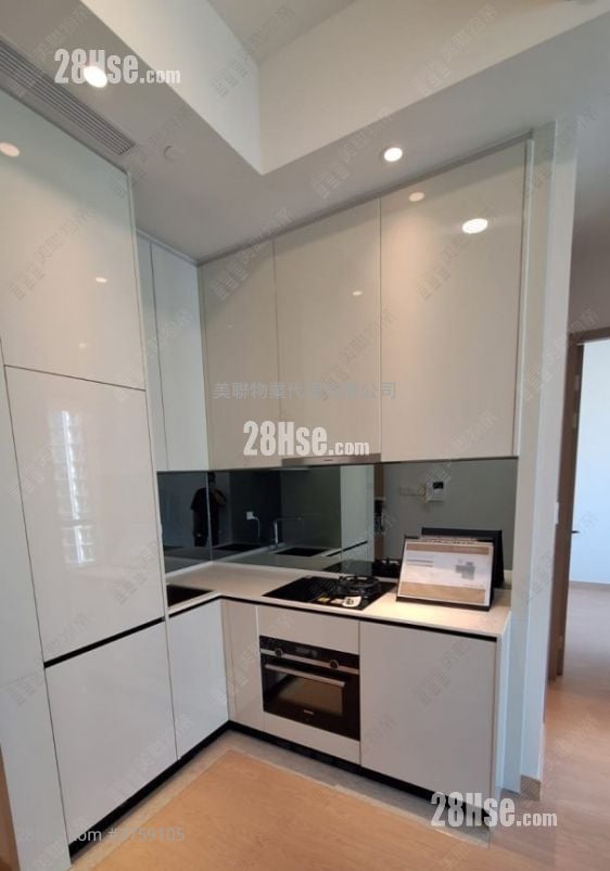 Seasons Place 售盘 2 房 437 平方尺