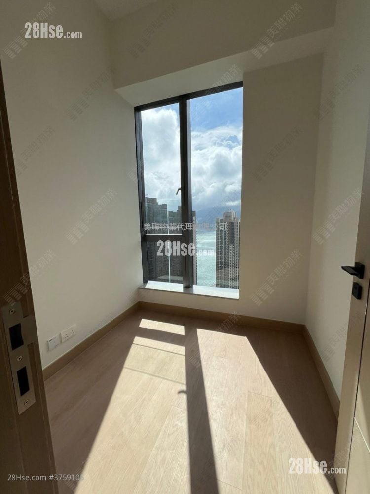 Seasons Place 售盘 2 房 437 平方尺