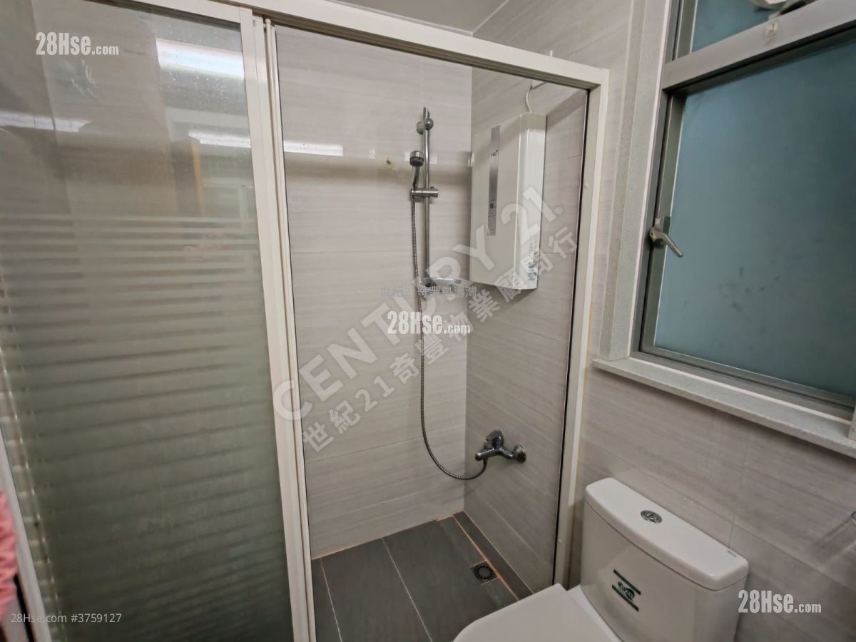 Marbella Sell 2 Bedrooms , 1 Bathroom 487 ft²