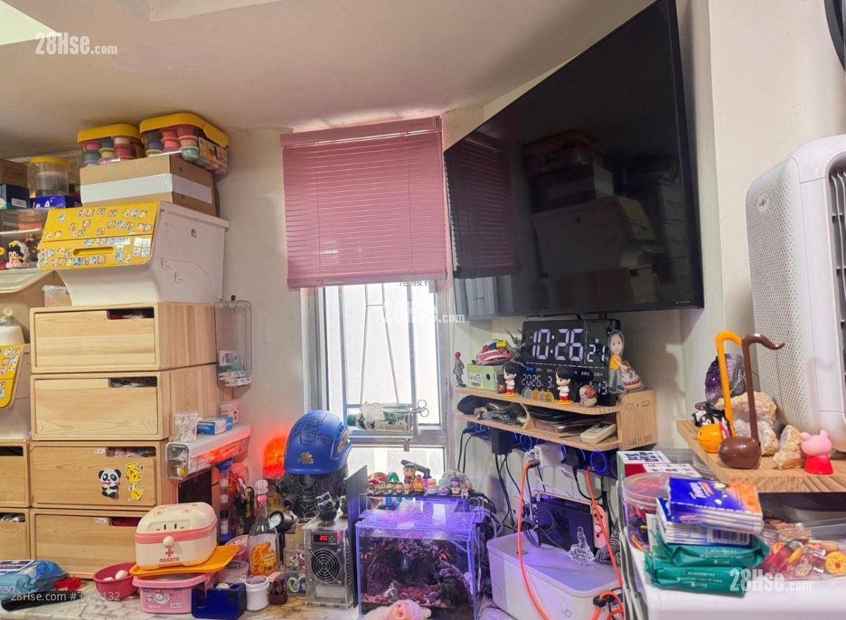 Tak Bo Garden Sell 1 Bedroom , 1 Bathroom 282 ft²