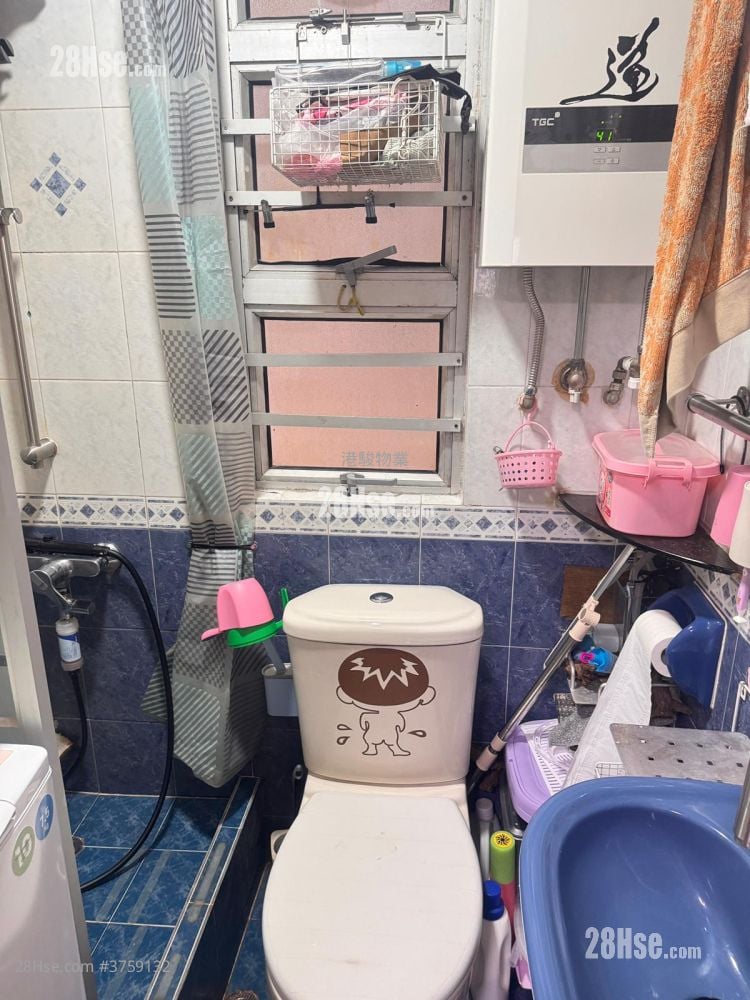 Tak Bo Garden Sell 1 Bedroom , 1 Bathroom 282 ft²