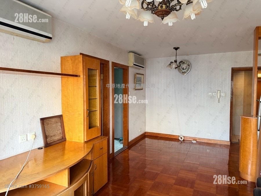 Parc Regal Sell 3 Bedrooms 677 ft²