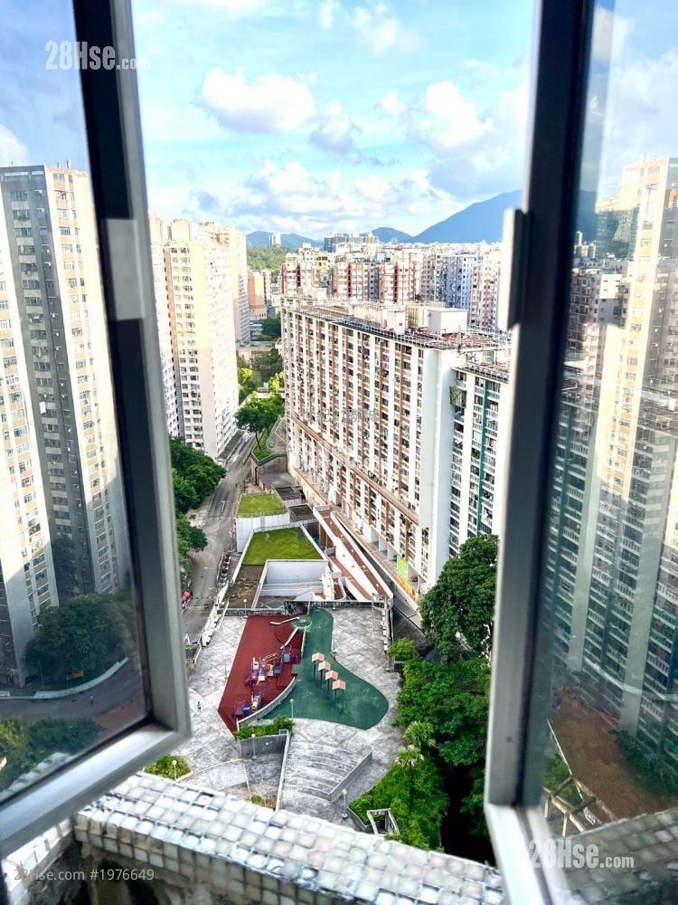 宝佩苑 售盘 3 房 , 1 浴室 645 平方尺