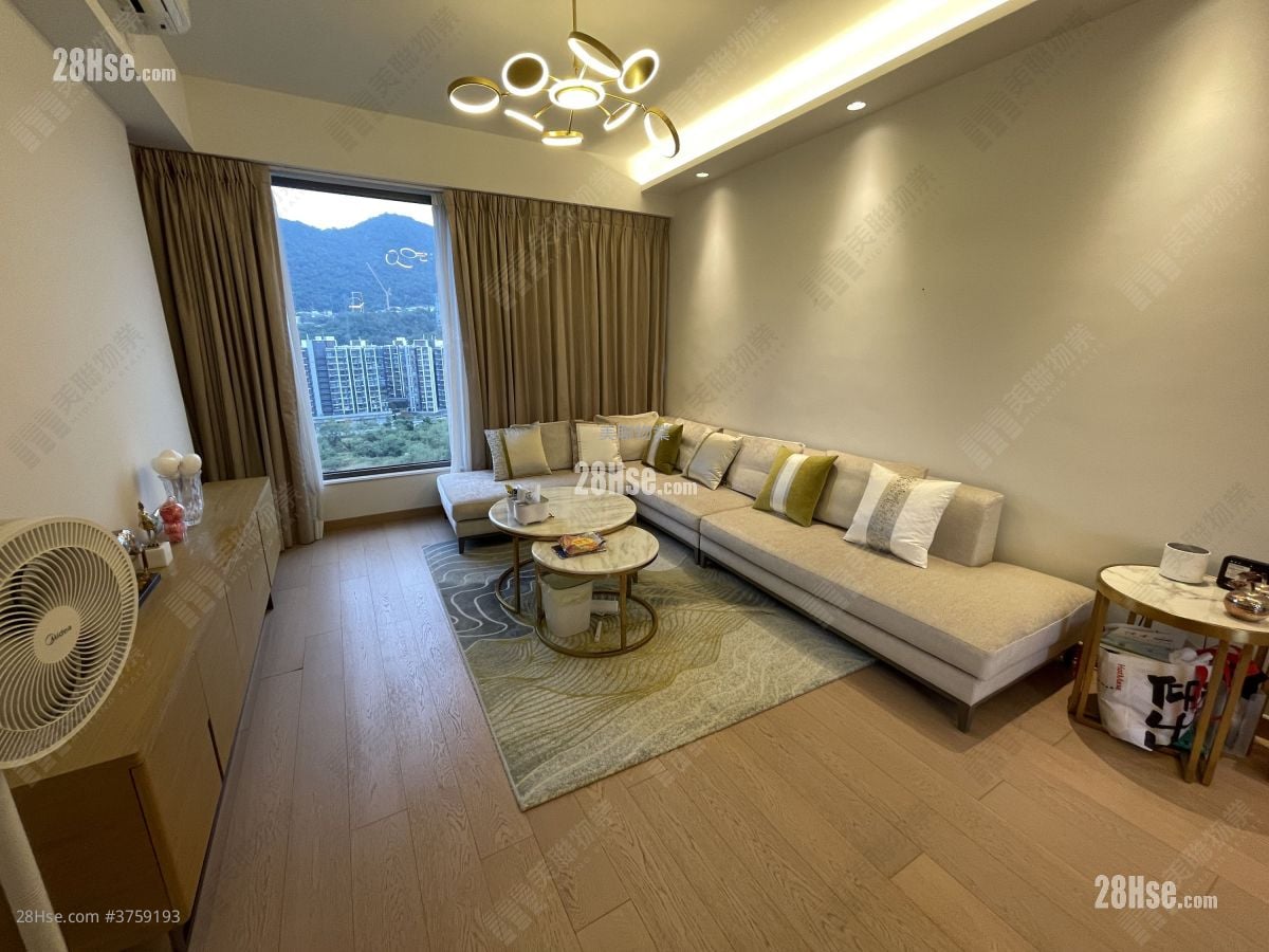 Solaria Sell 4 Bedrooms , 3 Bathrooms 1,066 ft²