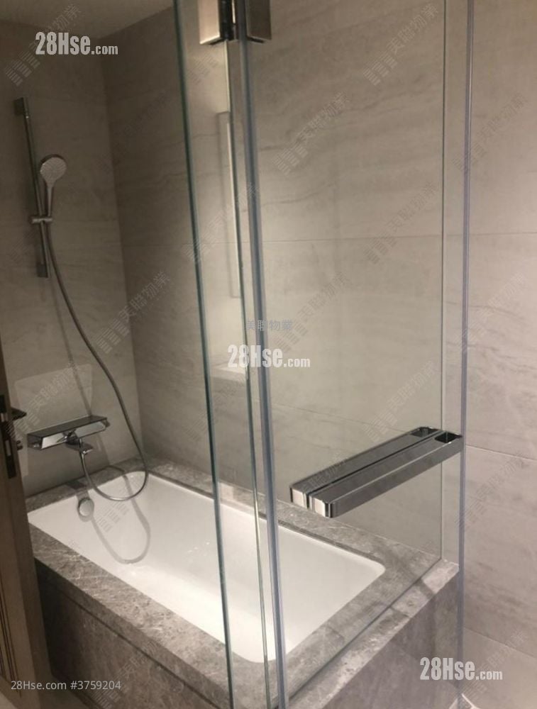 Ontolo Sell 3 Bedrooms , 3 Bathrooms 1,233 ft²