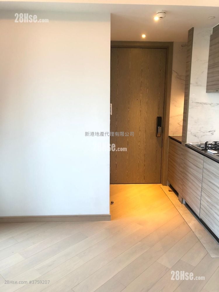 The Zutten Sell 1 Bedroom , 1 Bathroom 284 ft²