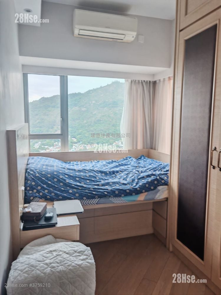 Century Gateway Sell 3 Bedrooms , 2 Bathrooms 661 ft²