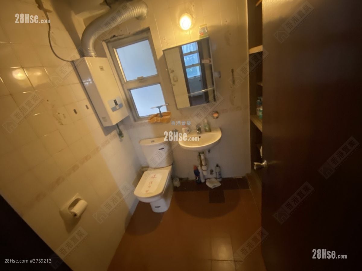 美孚新邨 售盘 3 房 906 平方尺