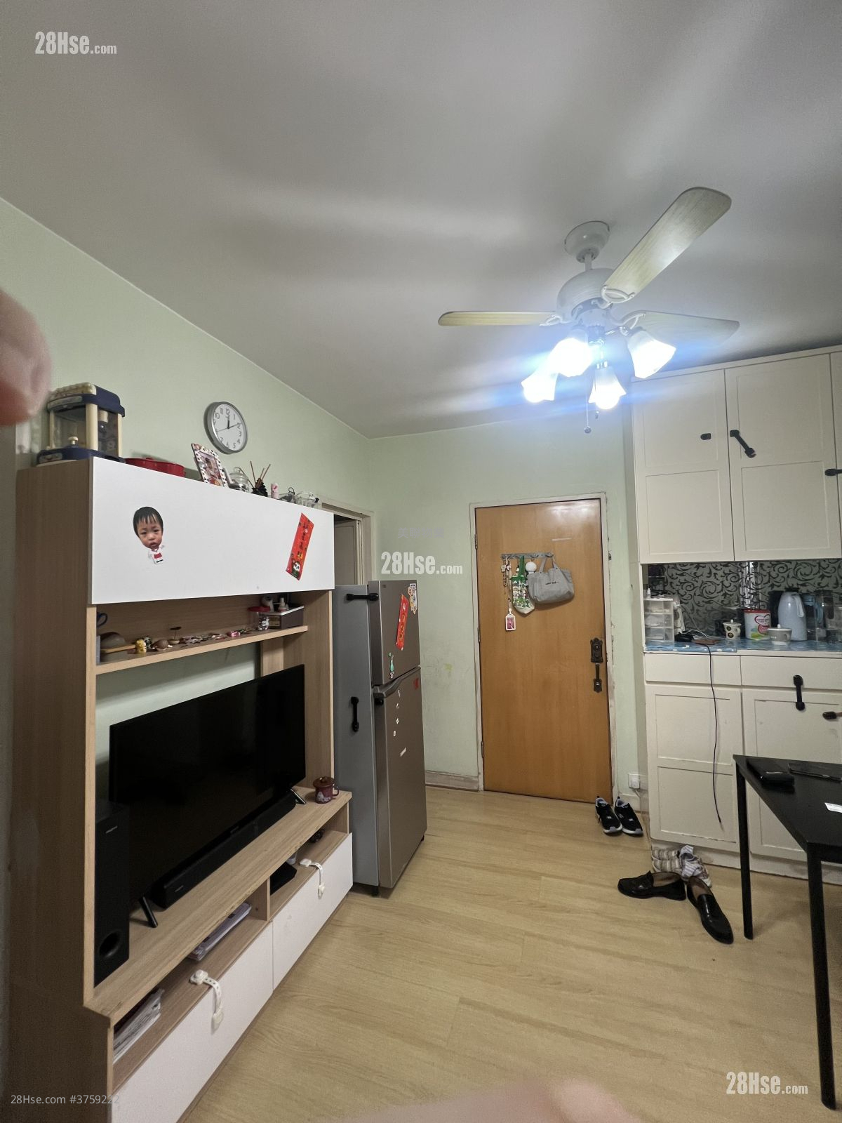 葵涌中心 售盘 2 房 351 平方尺