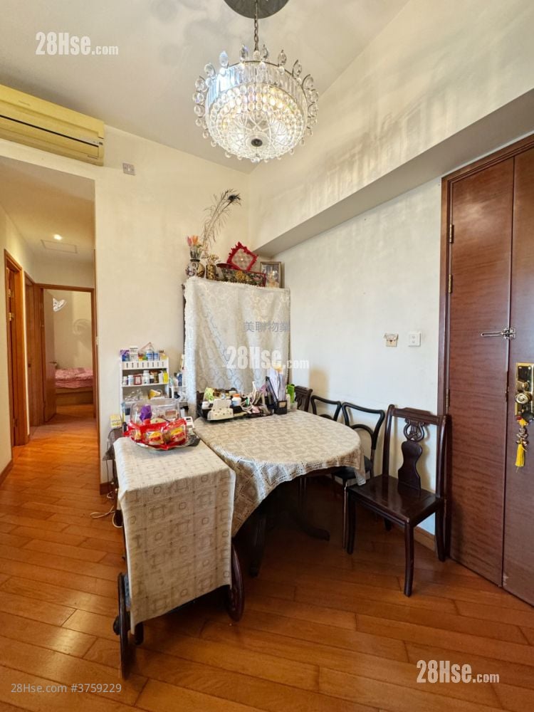 御凯 售盘 3 房 , 2 浴室 728 平方尺