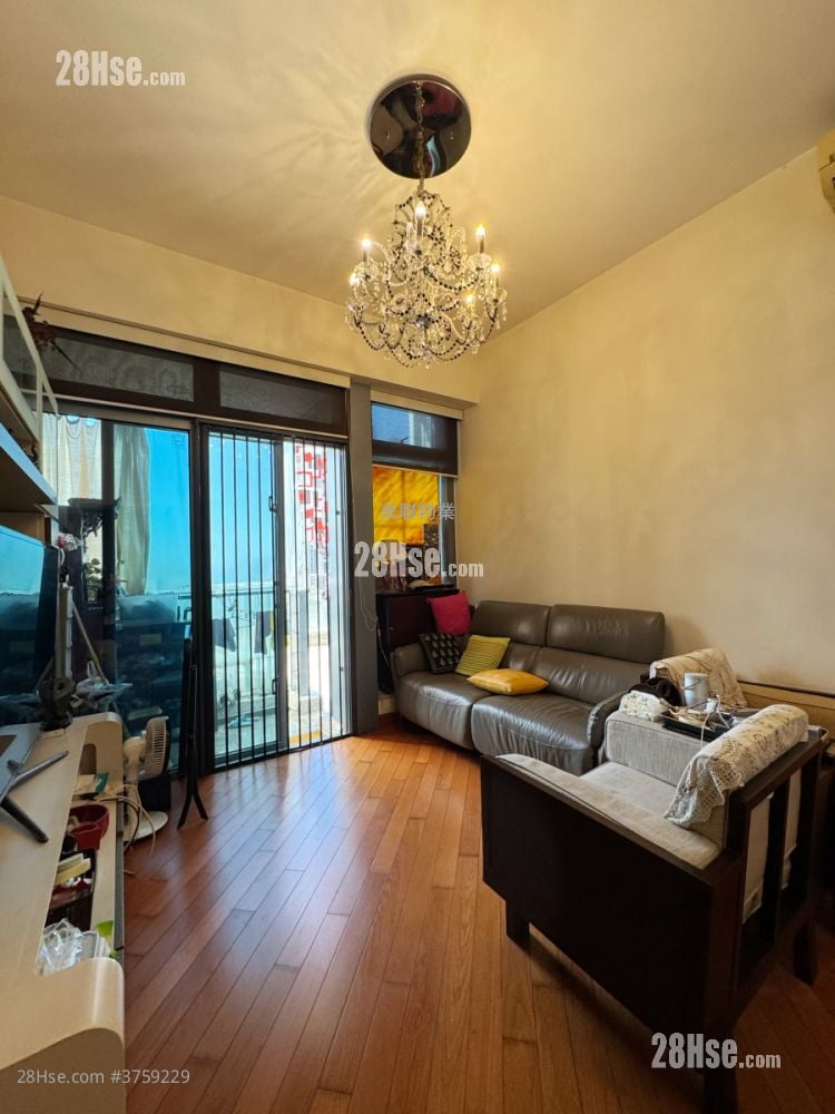 御凯 售盘 3 房 , 2 浴室 728 平方尺