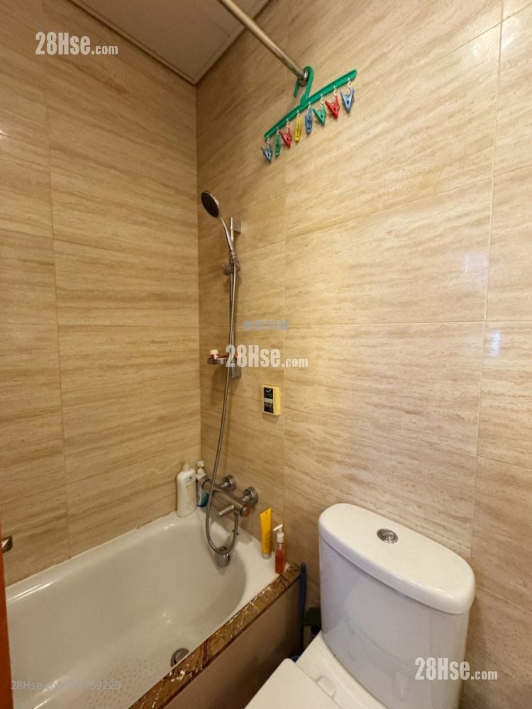 御凯 售盘 3 房 , 2 浴室 728 平方尺