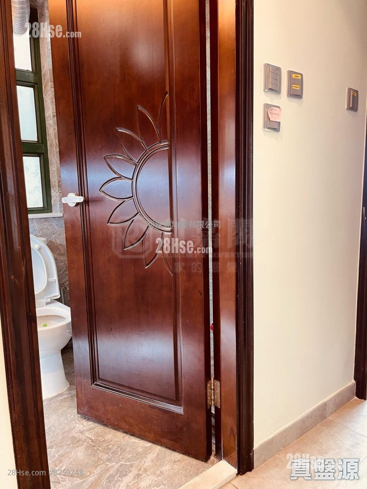 东港城 售盘 2 房 , 1 浴室 466 平方尺