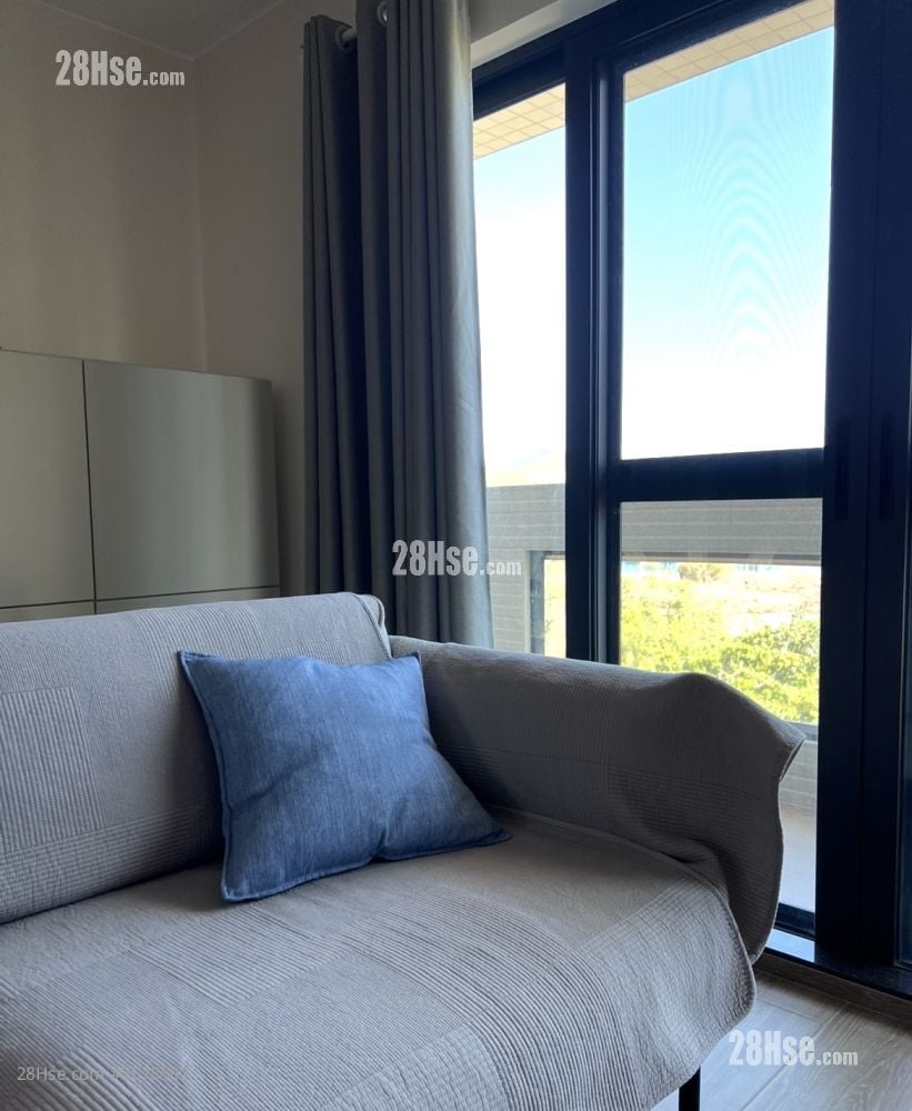 Village Rental 2 Bedrooms , 2 Bathrooms 700 ft²