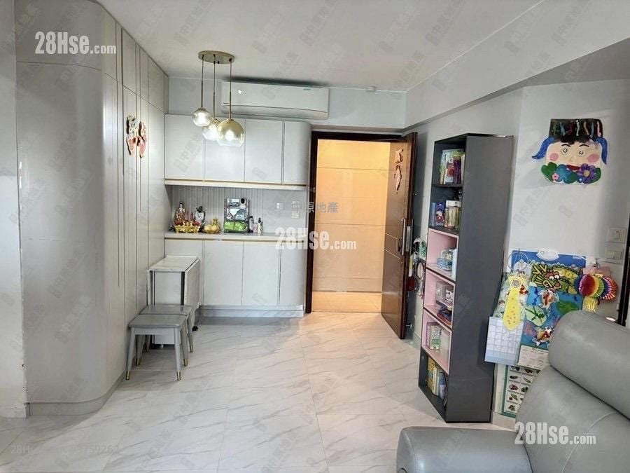 The Long Beach Sell 2 Bedrooms , 1 Bathroom 550 ft²