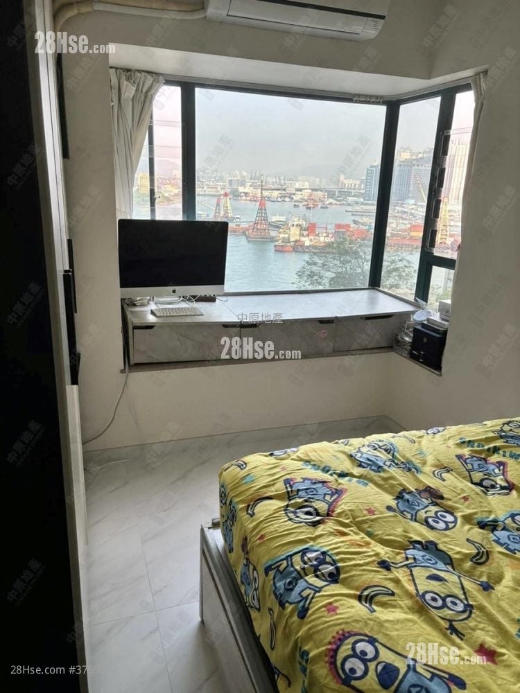 The Long Beach Sell 2 Bedrooms , 1 Bathroom 550 ft²