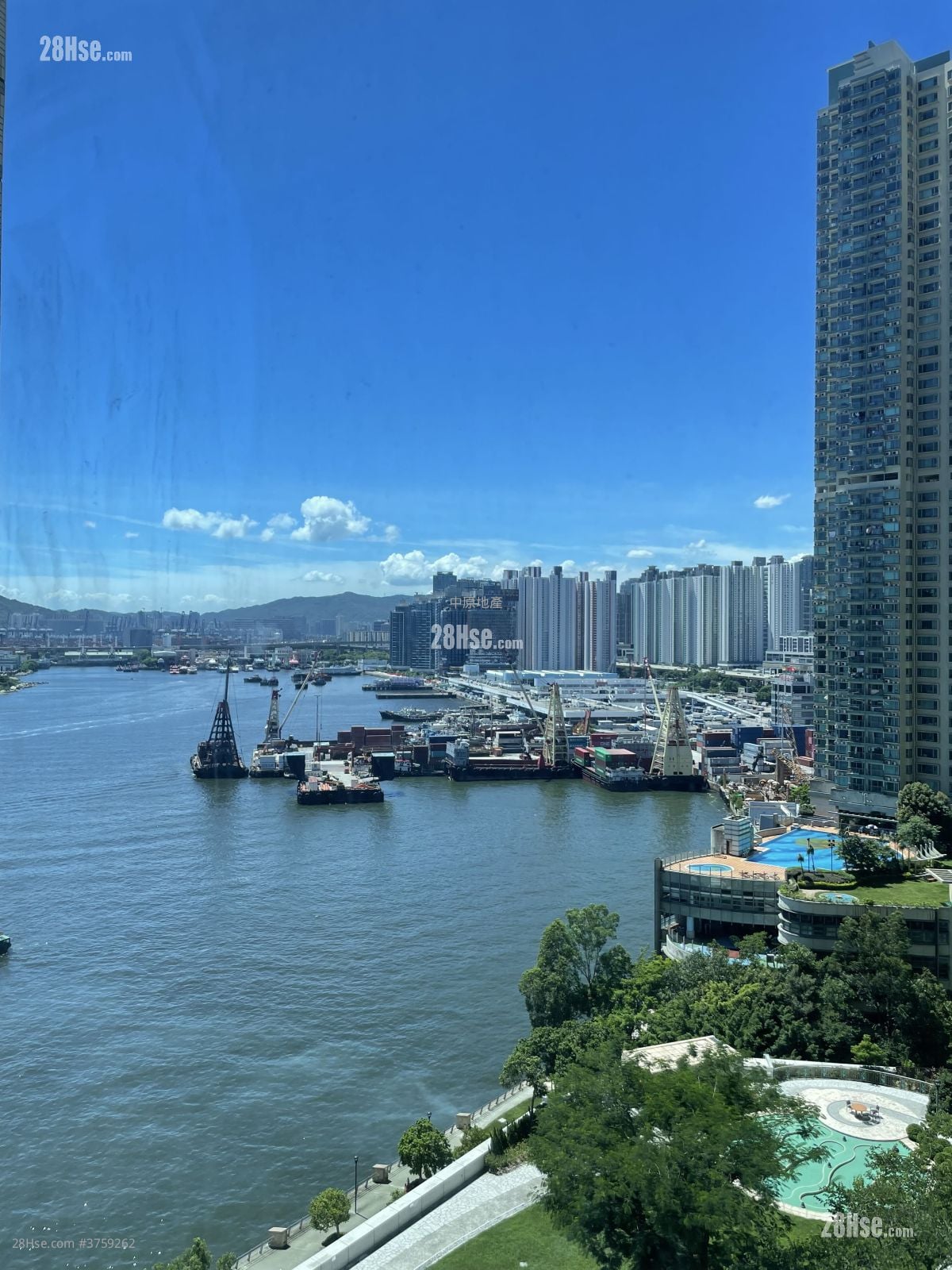 The Long Beach Sell 2 Bedrooms , 1 Bathroom 550 ft²