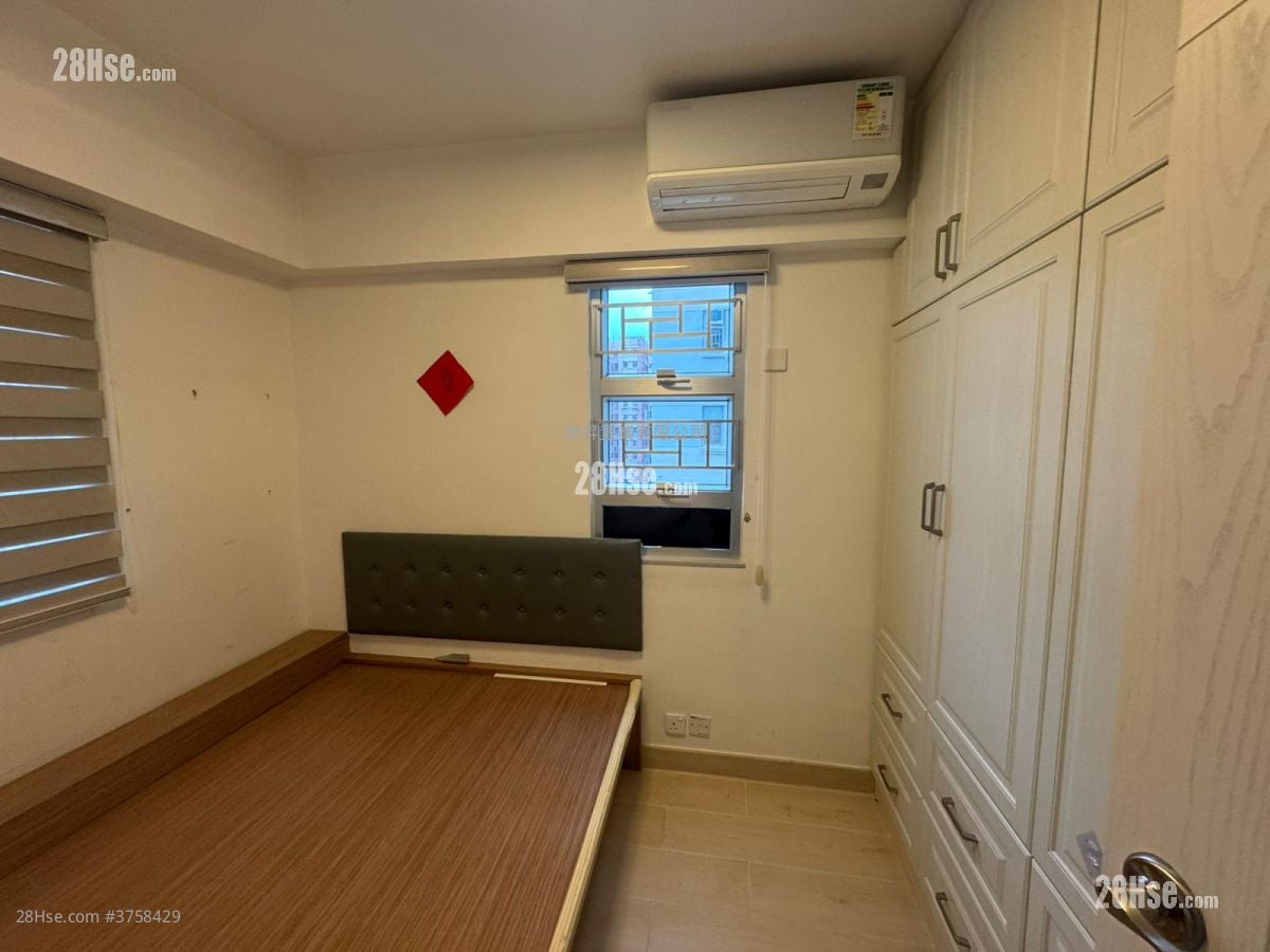 Whampoa Estate Sell 2 Bedrooms , 1 Bathroom 413 ft²