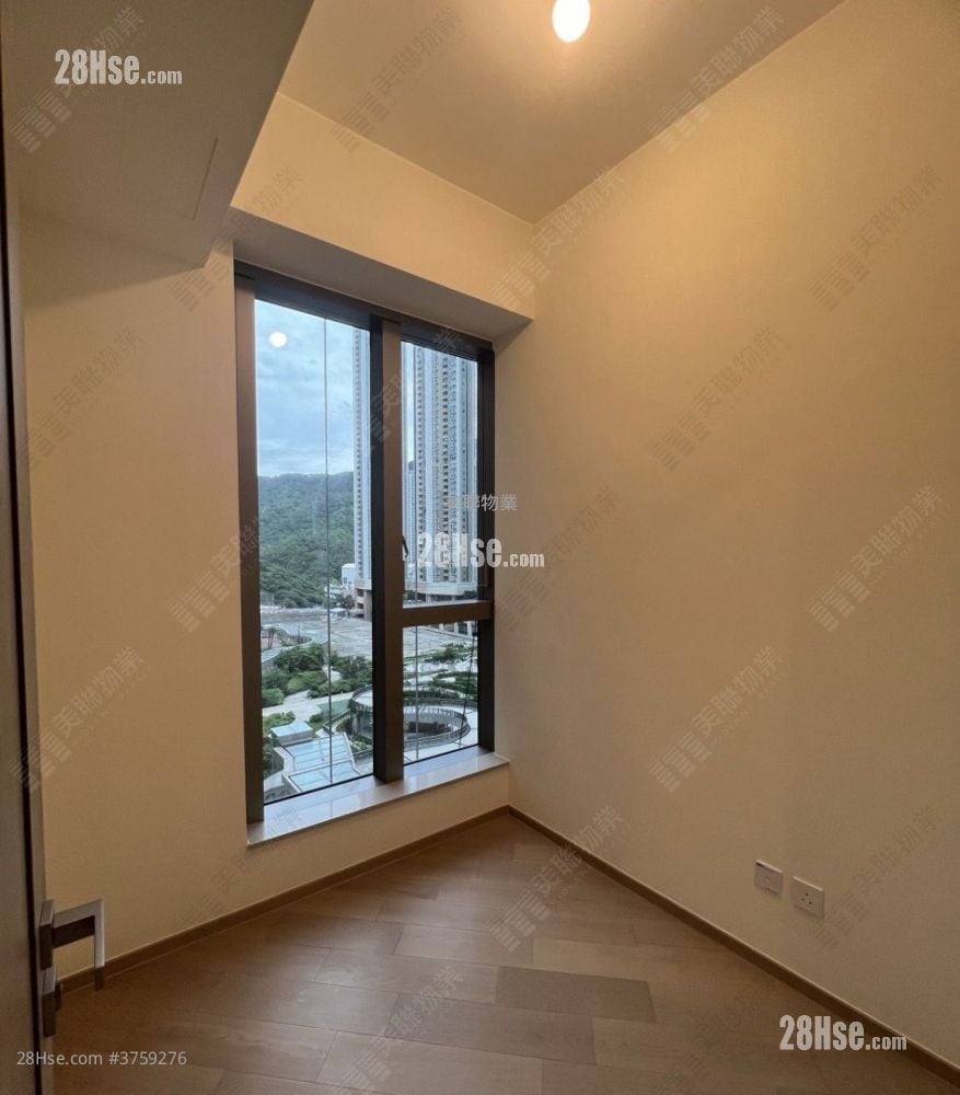 Villa Garda I Sell 2 Bedrooms , 1 Bathroom 455 ft²