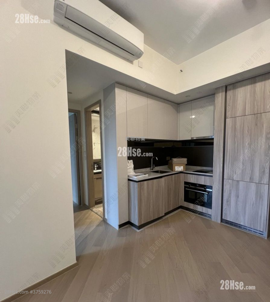 Villa Garda I Sell 2 Bedrooms , 1 Bathroom 455 ft²