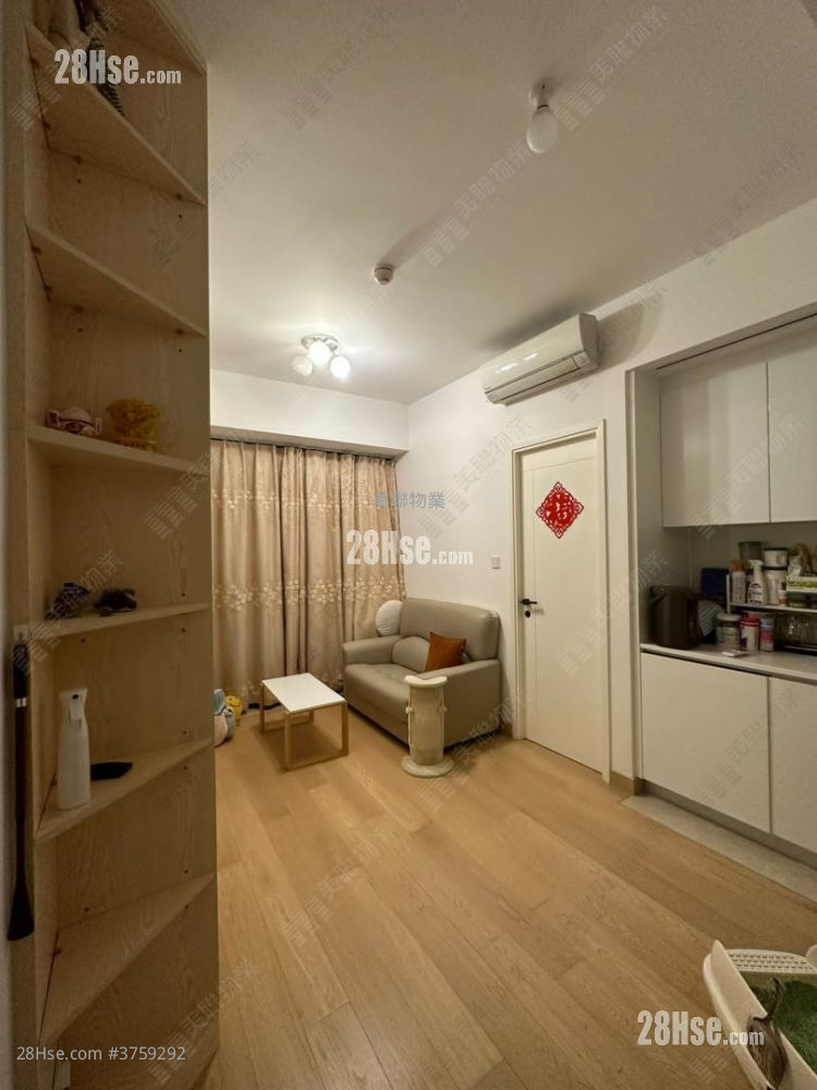 Savannah Sell 1 Bedroom , 1 Bathroom 330 ft²