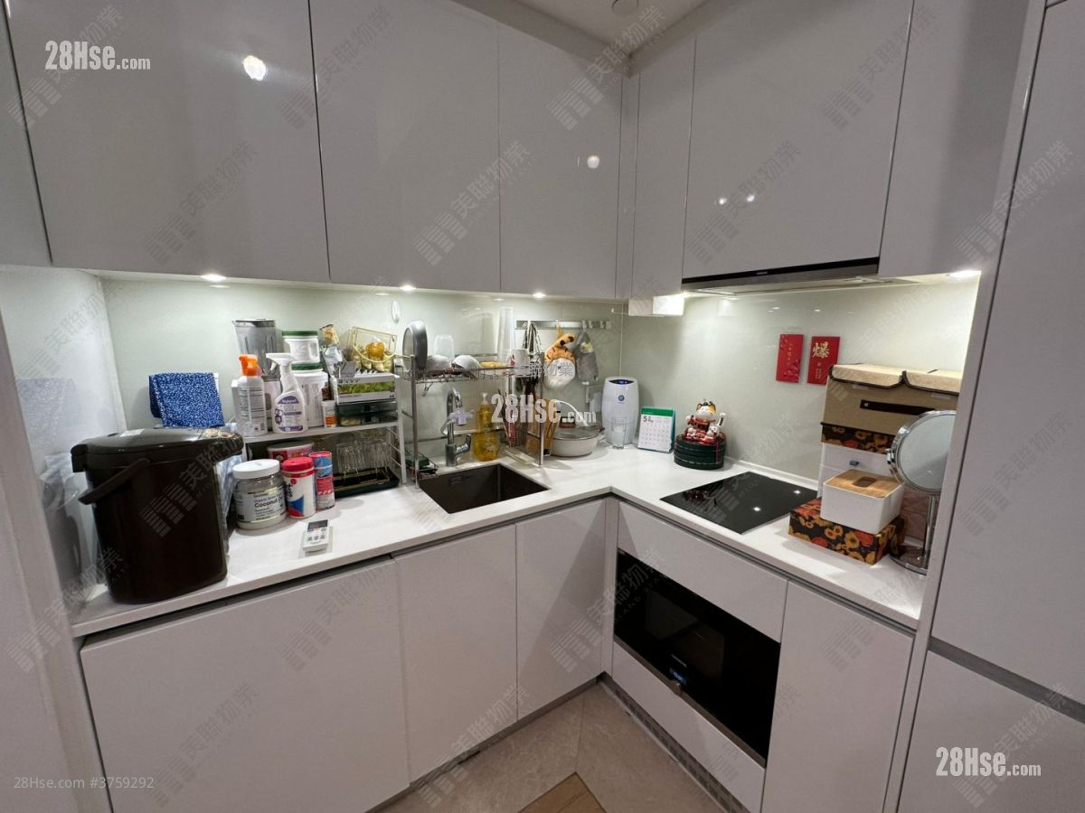 Savannah Sell 1 Bedroom , 1 Bathroom 330 ft²