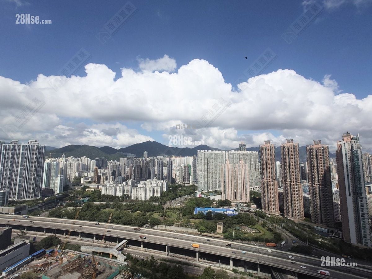 Hampton Place Sell 2 Bedrooms , 1 Bathroom 459 ft²