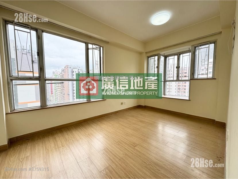 Fullic Court Sell Studio , 1 Bathroom 197 ft²