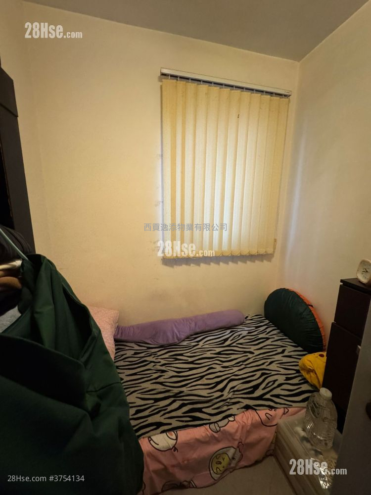 村屋 租盤 2 房 , 1 浴室