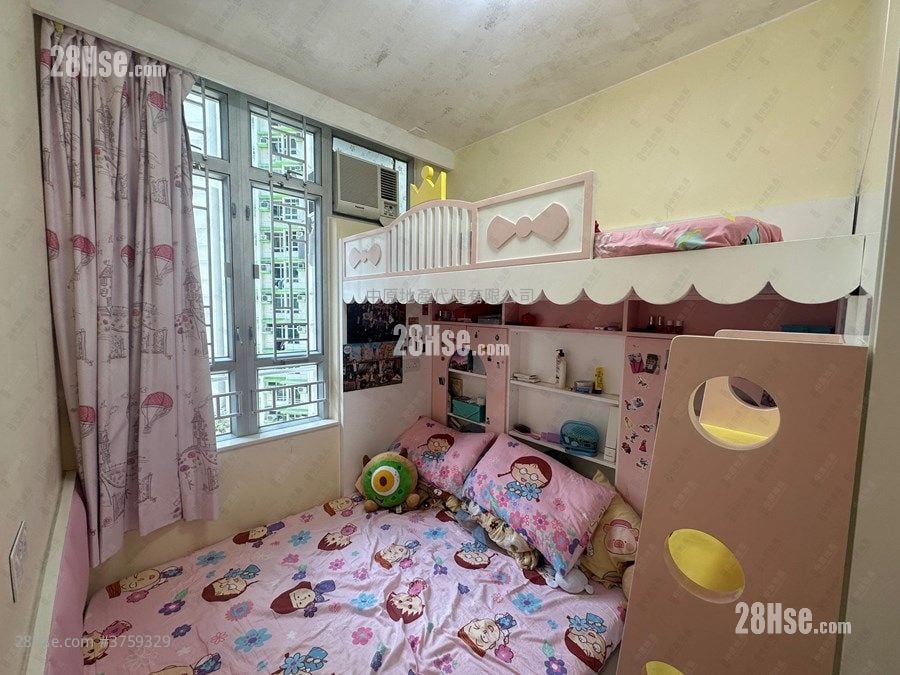 Sheung Chui Court Sell 2 Bedrooms , 1 Bathroom 511 ft²