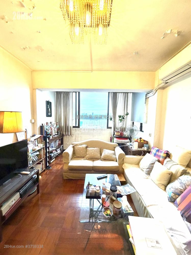 海滨大厦 售盘 3 房 , 2 浴室 1,196 平方尺