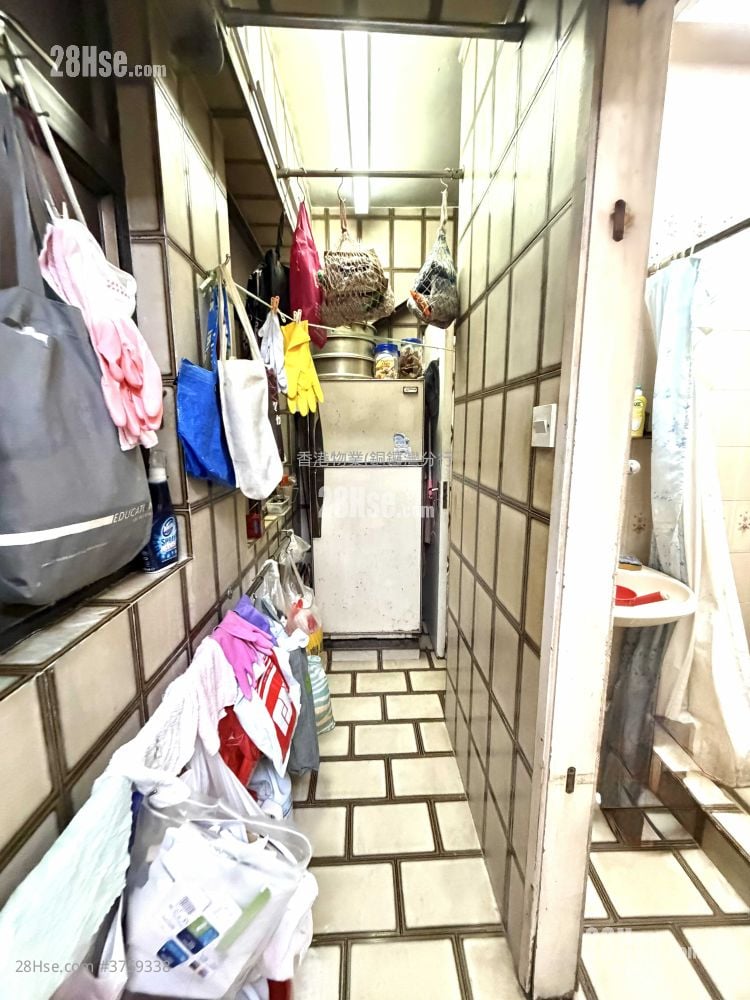 海滨大厦 售盘 3 房 , 2 浴室 1,196 平方尺