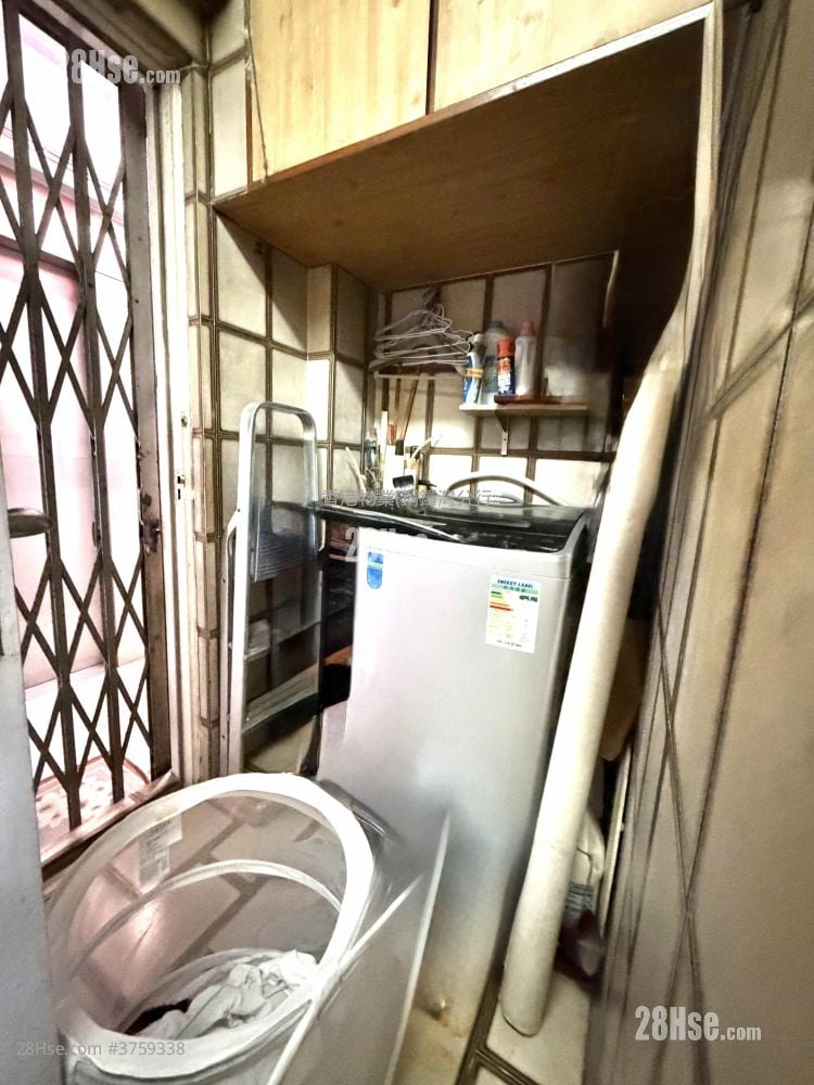 海滨大厦 售盘 3 房 , 2 浴室 1,196 平方尺