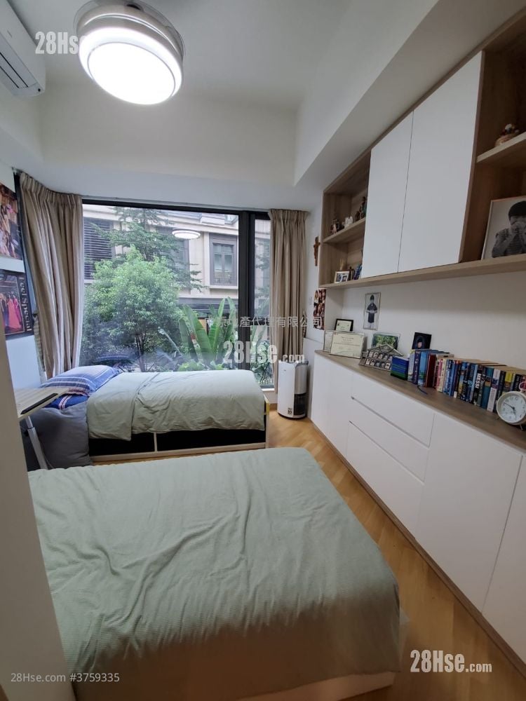 Alto Residences Sell 2 Bedrooms 881 ft²