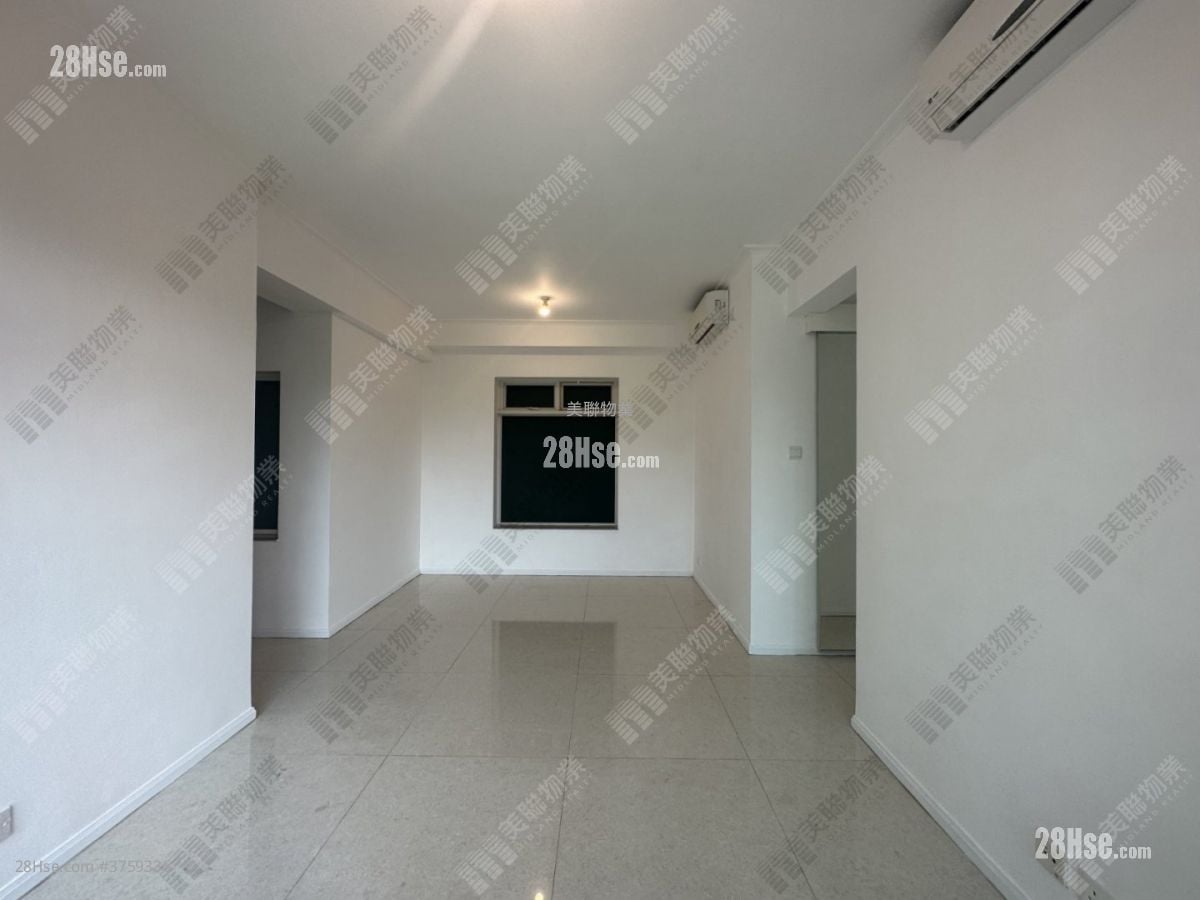 峻滢 售盘 3 房 738 平方尺