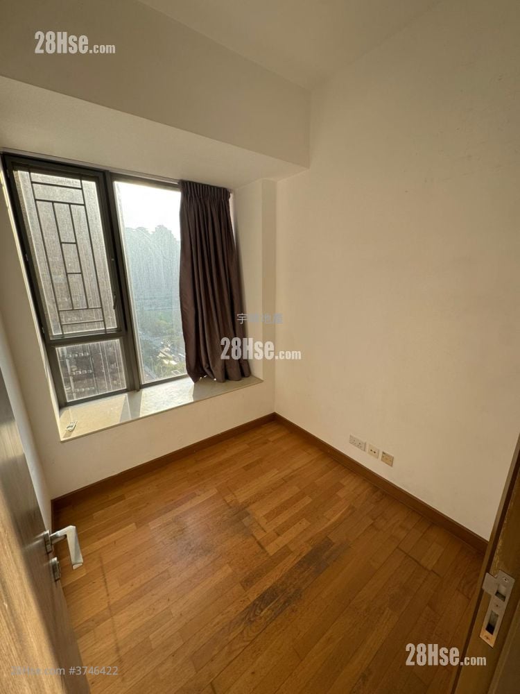 Heya Star Sell 2 Bedrooms , 1 Bathroom 520 ft²