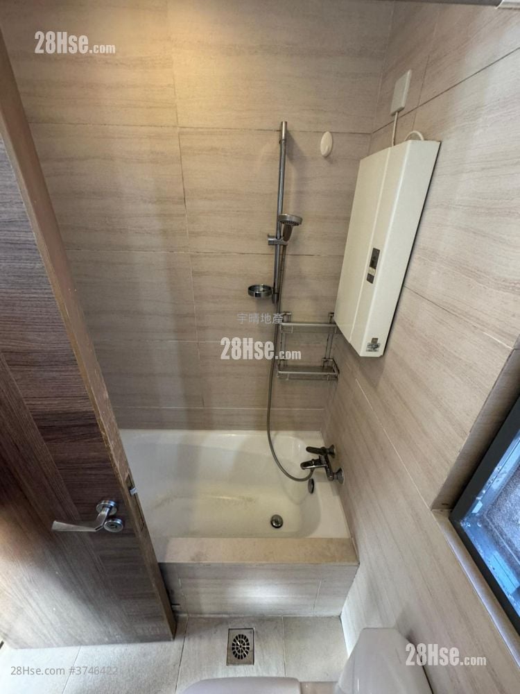 Heya Star Sell 2 Bedrooms , 1 Bathroom 520 ft²