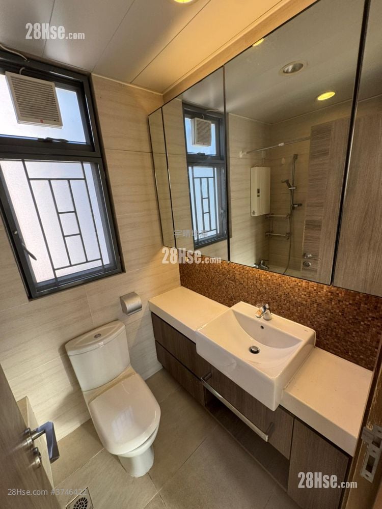 Heya Star Sell 2 Bedrooms , 1 Bathroom 520 ft²