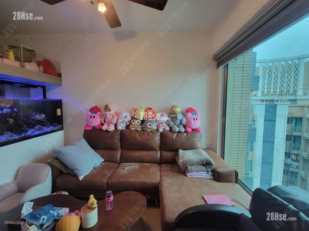 峻滢 售盘 3 房 750 平方尺