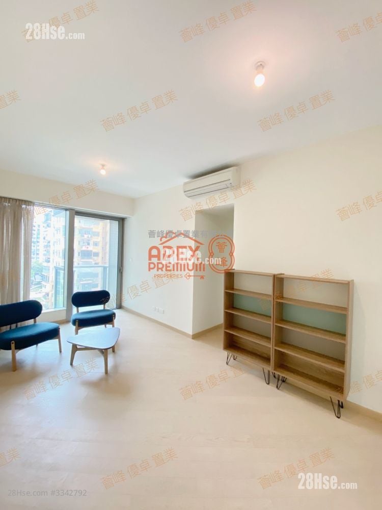 Grand Central Sell 2 Bedrooms , 1 Bathroom 597 ft²