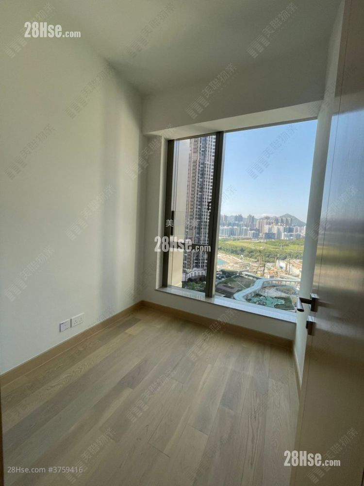 Grand Marini Sell 3 Bedrooms 652 ft²