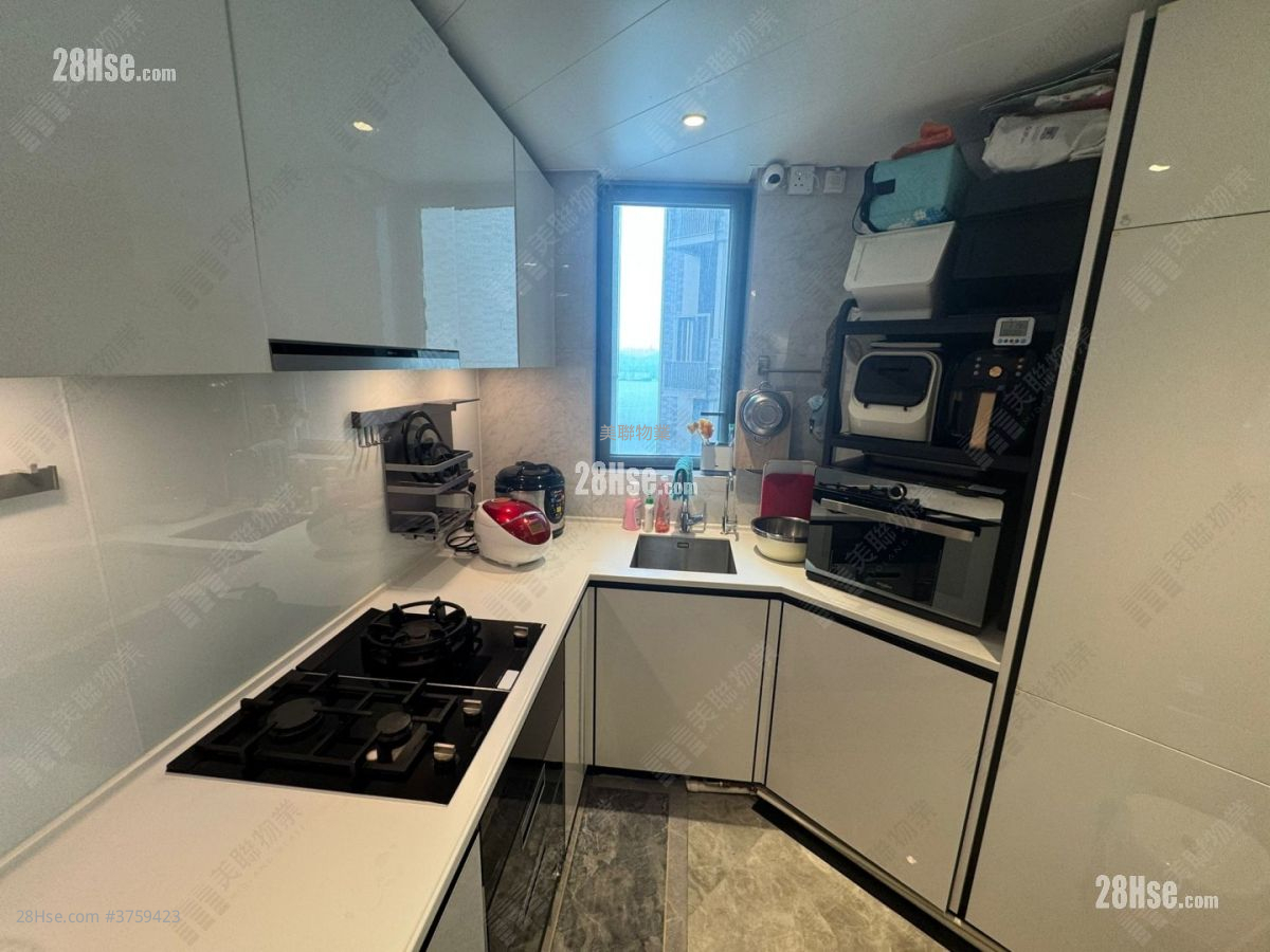 Ocean Marini Sell 2 Bedrooms 616 ft²