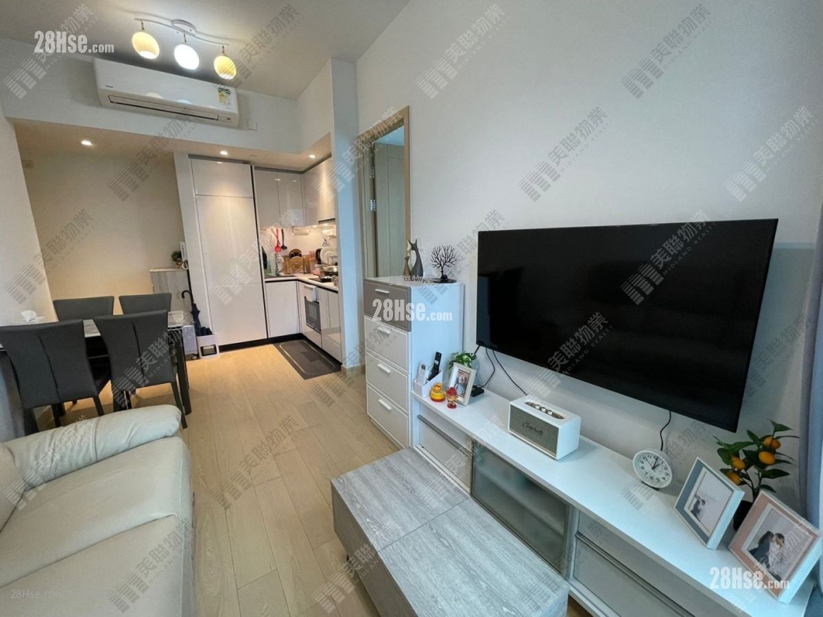 Marini Sell 1 Bedroom 380 ft²