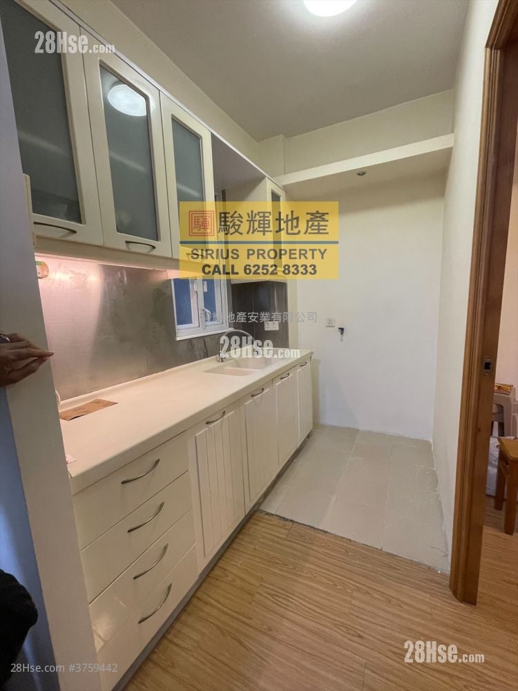 恒运大厦 租盘 322 平方尺