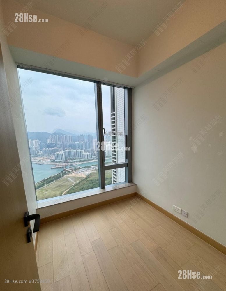 MALIBU 售盘 4 房 1,087 平方尺