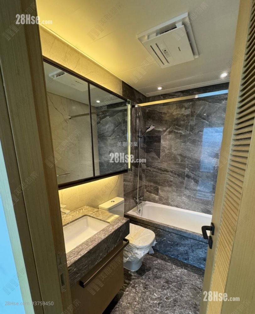 MALIBU 售盘 4 房 1,087 平方尺