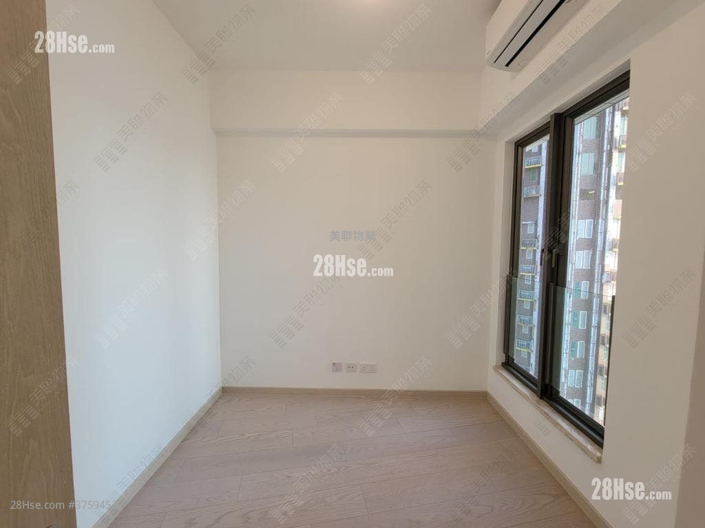 Sea To Sky Sell 3 Bedrooms 791 ft²